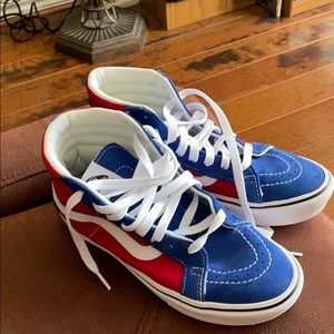 So cool!  VANS Off The Wall Sneakers New